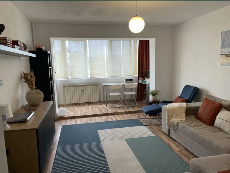 Titan, 7-10 minunte Metrou Costin Georgian, garsoniera.